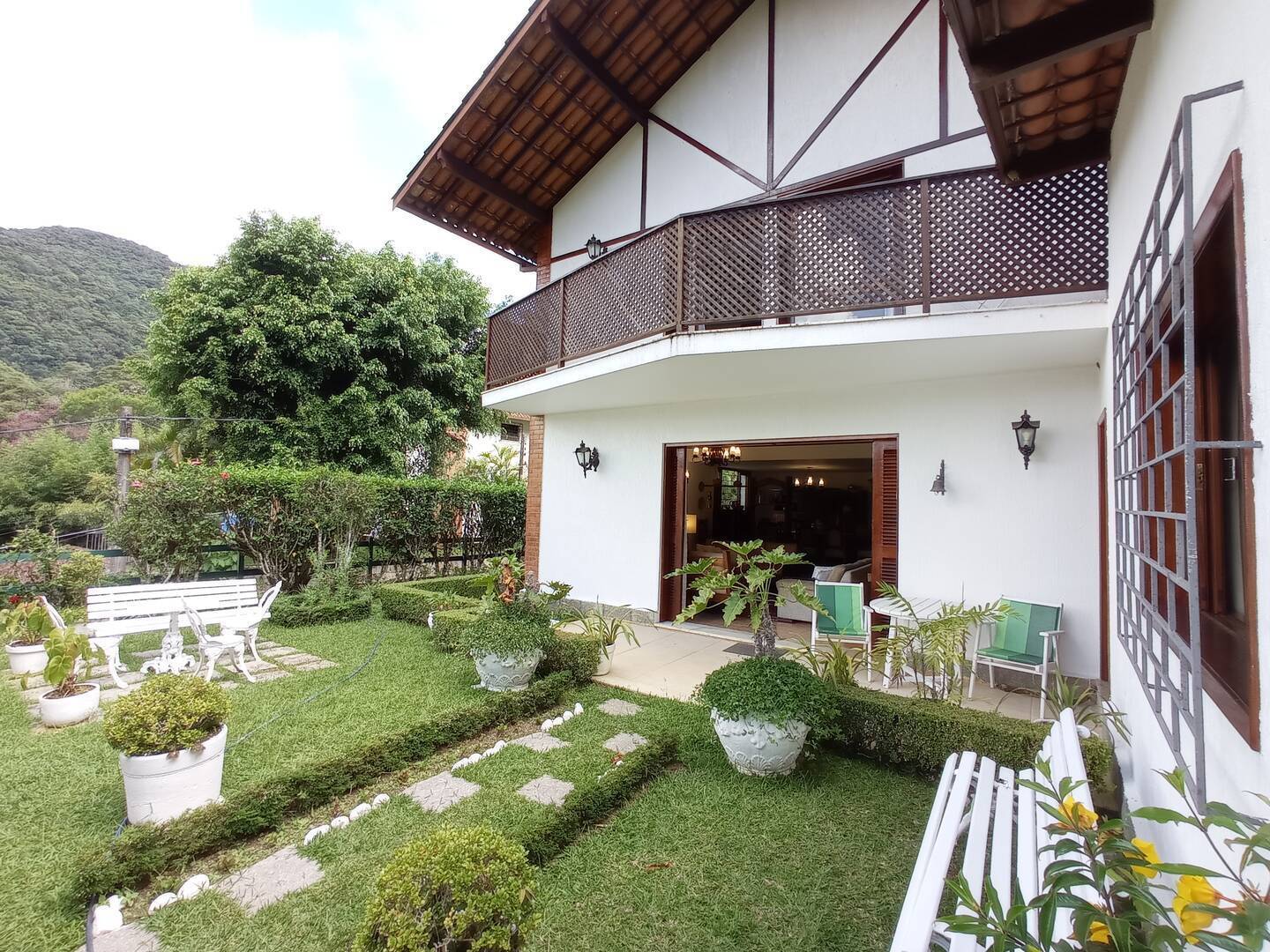 #1160 - Casa em condomínio para Venda em Teresópolis - RJ