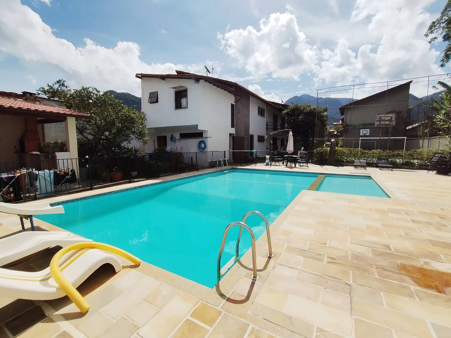 #1244 - Casa em condomínio para Venda em Teresópolis - RJ