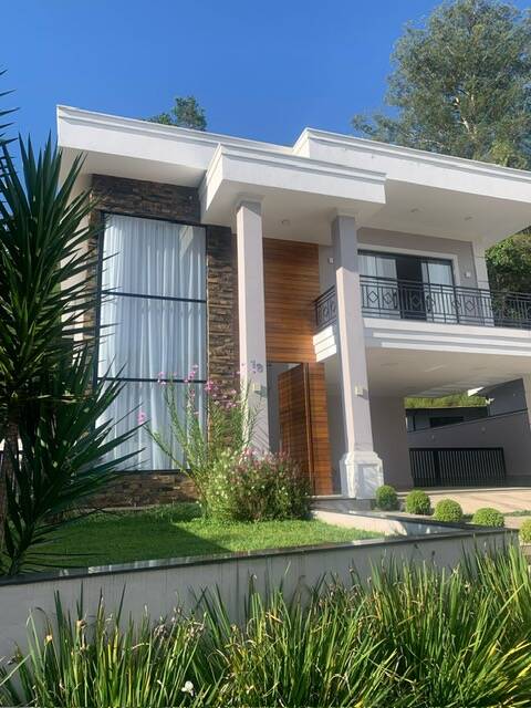 #1402 - Casa em condomínio para Venda em Teresópolis - RJ