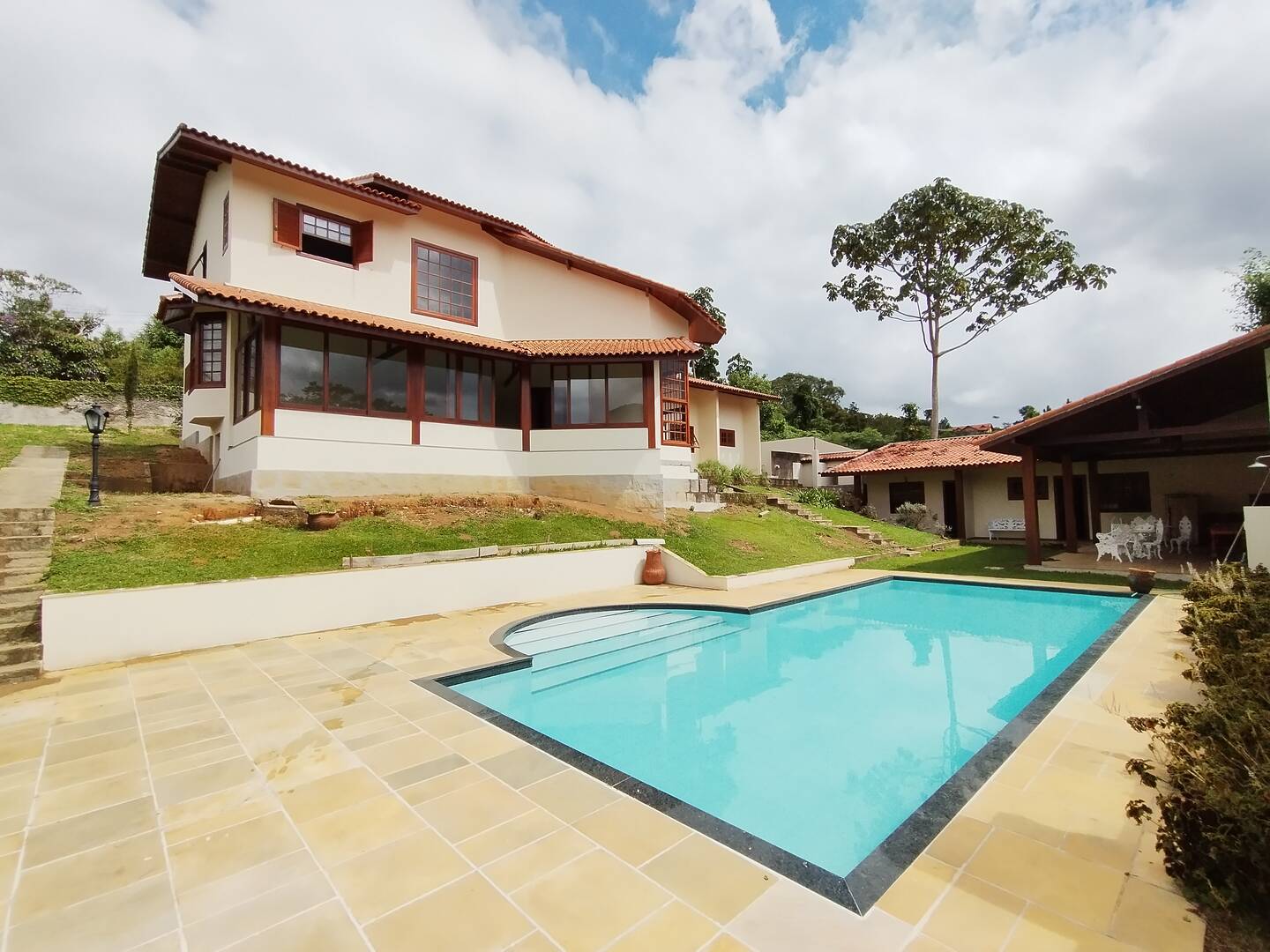 #1408 - Casa em condomínio para Venda em Teresópolis - RJ