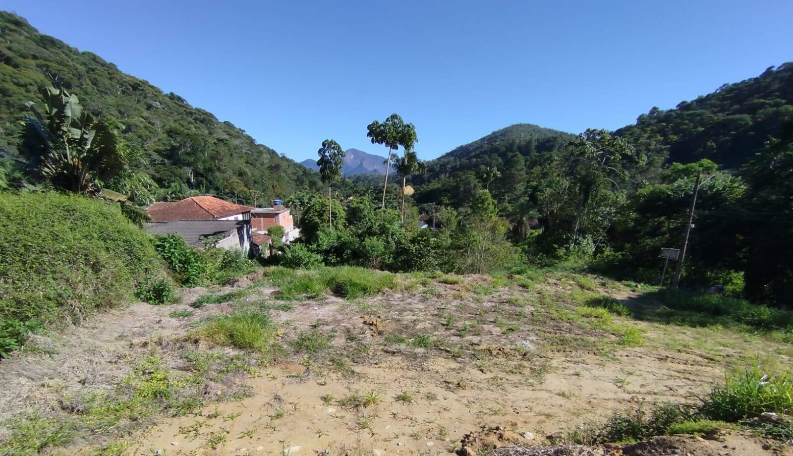 #1435 - Terreno para Venda em Teresópolis - RJ