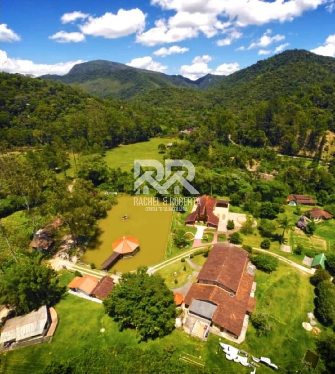 #1433 - Apartamento para Venda em Teresópolis - RJ