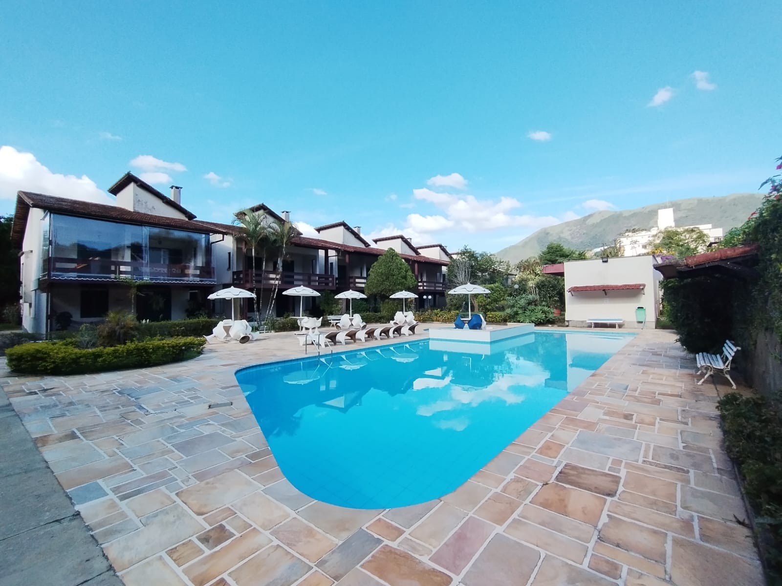 #685 - Casa em condomínio para Venda em Teresópolis - RJ