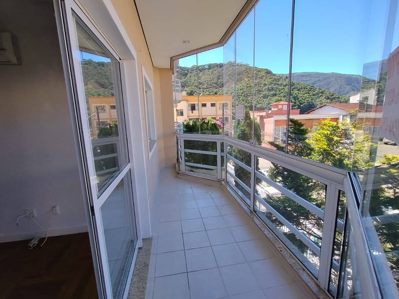 #1520 - Apartamento para Venda em Teresópolis - RJ
