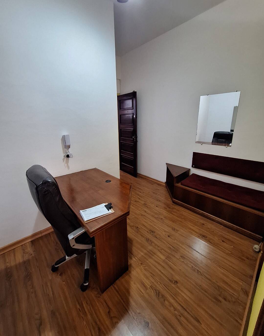 #1539 - Sala para Venda em Teresópolis - RJ