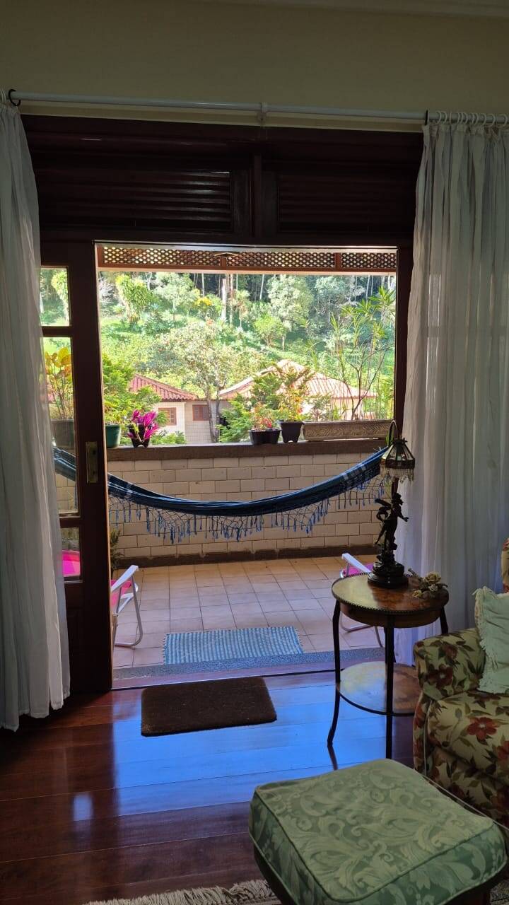 #1572 - Apartamento para Venda em Teresópolis - RJ