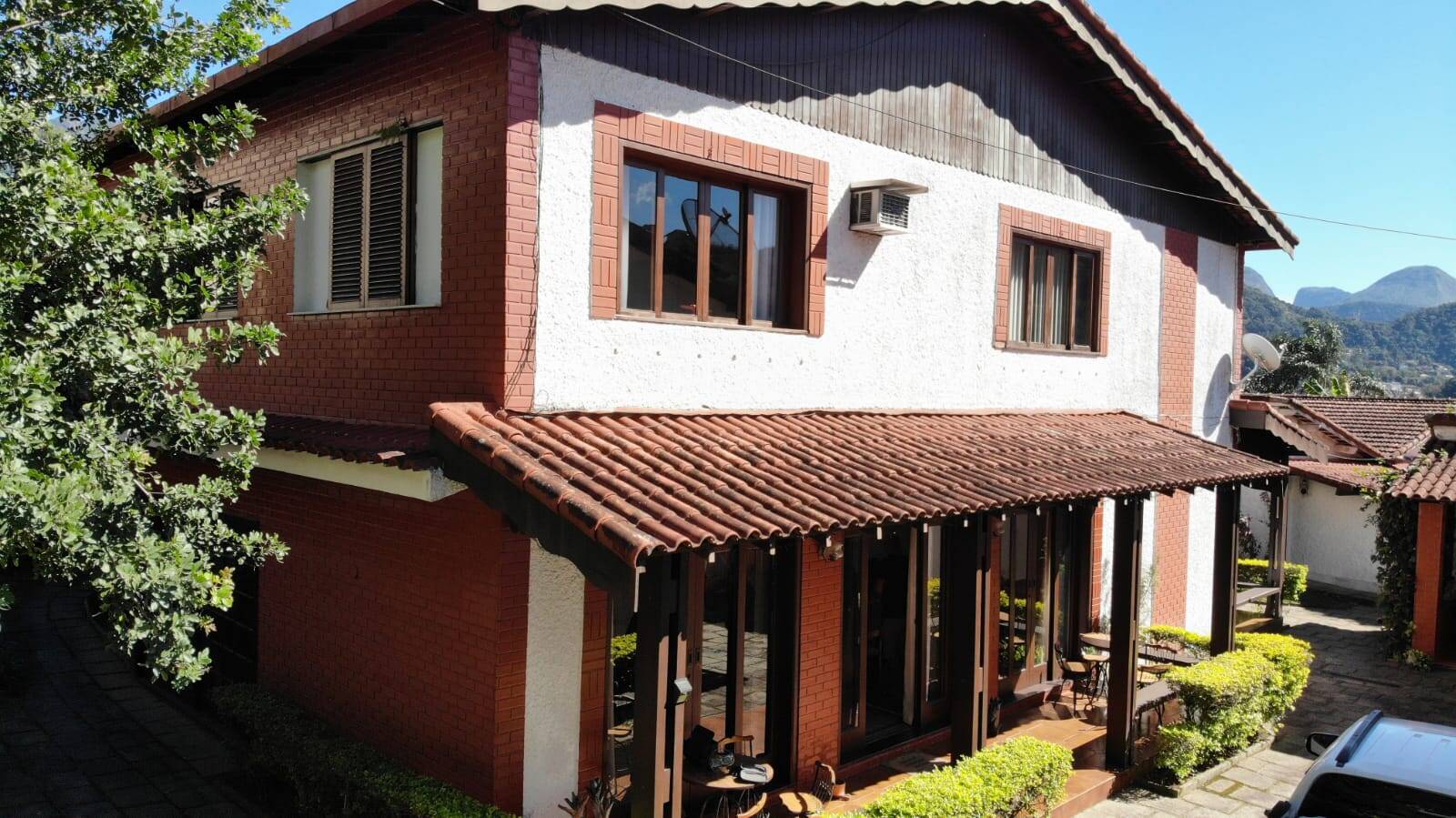 #1593 - Casa para Venda em Teresópolis - RJ