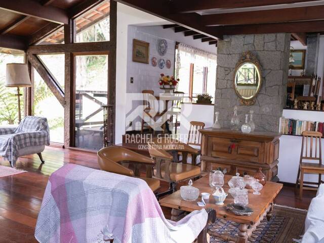#935 - Casa para Venda em Teresópolis - RJ