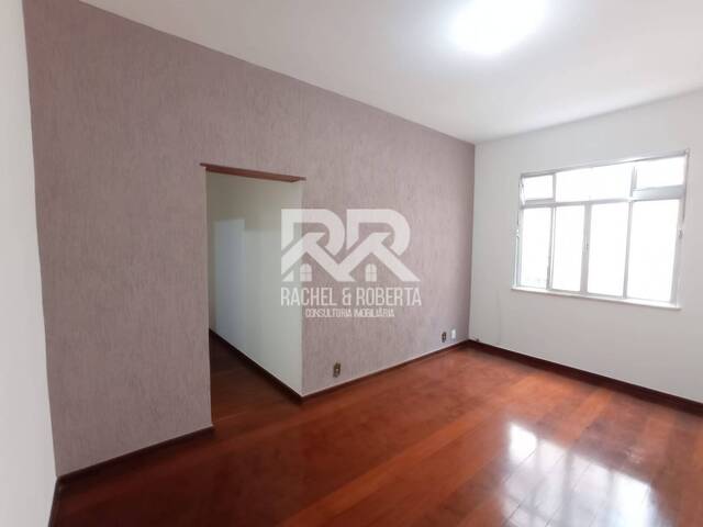 #1018 - Apartamento para Venda em Teresópolis - RJ - 1