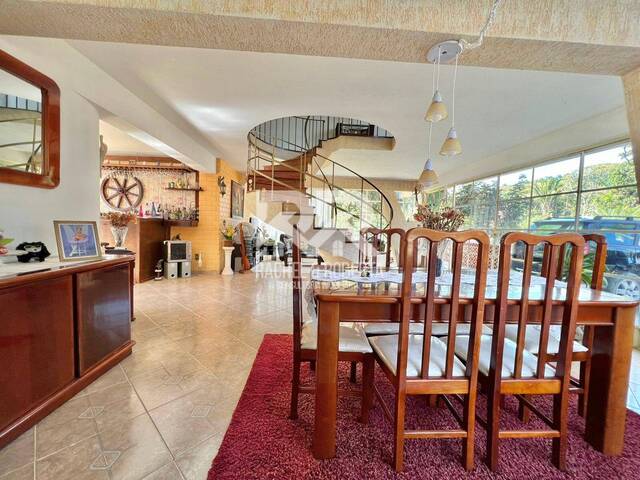 #1377 - Casa para Venda em Teresópolis - RJ - 2