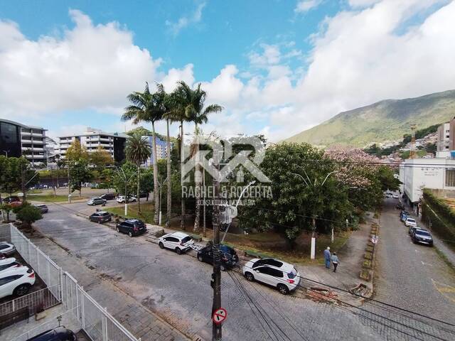 #1368 - Apartamento para Venda em Teresópolis - RJ - 2