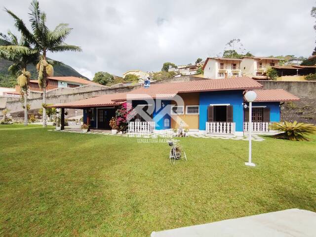 #1438 - Casa para Venda em Teresópolis - RJ - 2