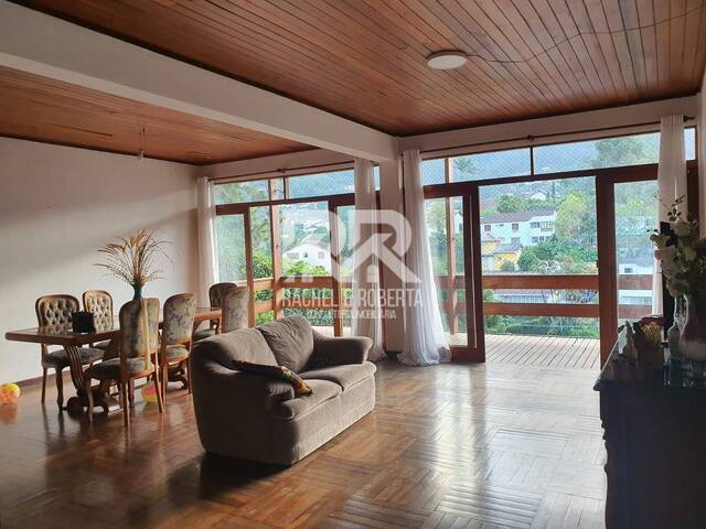 Casa para Venda em Teresópolis - 2