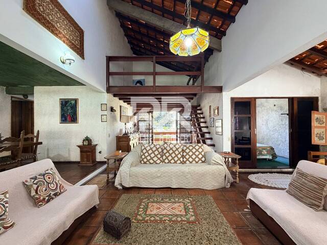 #1596 - Casa para Venda em Teresópolis - RJ