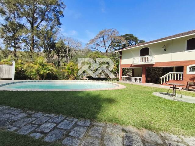 #1623 - Casa em condomínio para Venda em Teresópolis - RJ