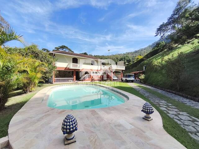 #1623 - Casa em condomínio para Venda em Teresópolis - RJ