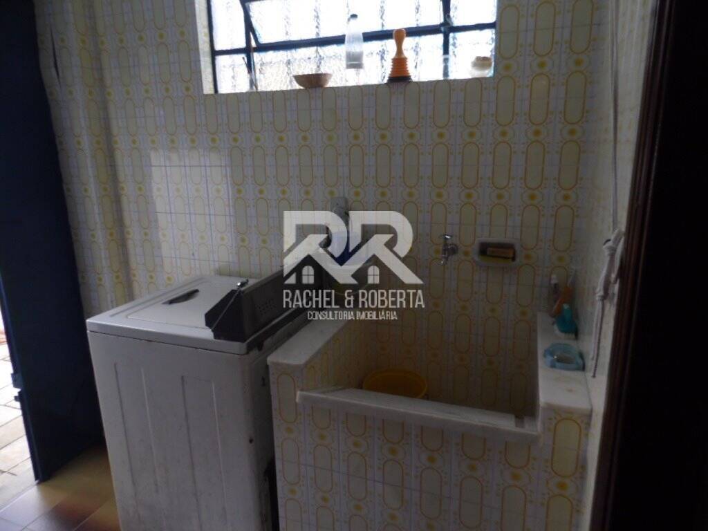 Casa à venda com 4 quartos, 350m² - Foto 14