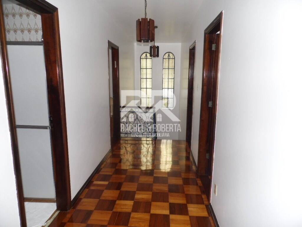Casa à venda com 4 quartos, 350m² - Foto 25