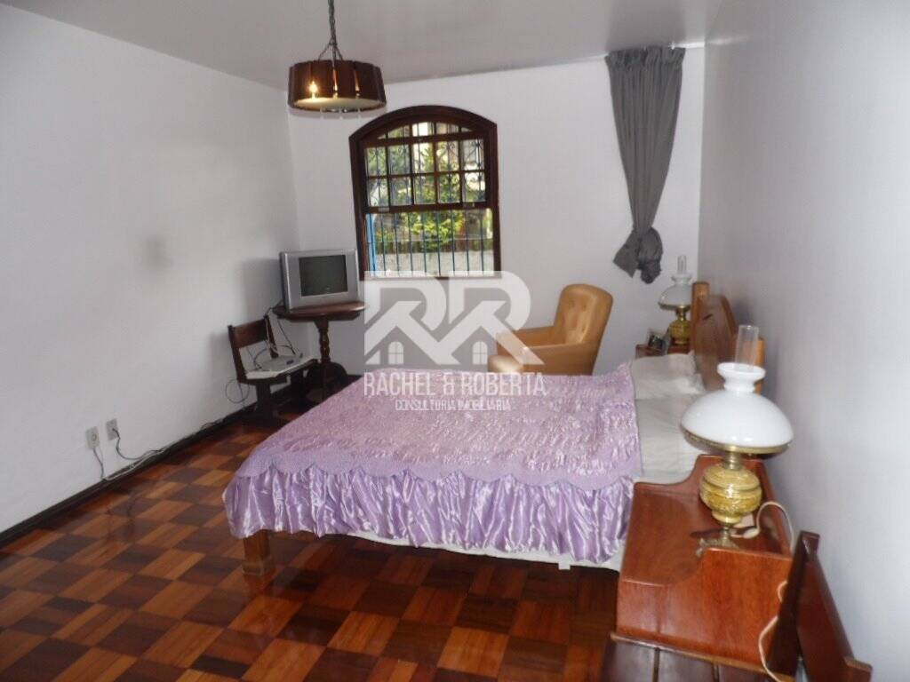 Casa à venda com 4 quartos, 350m² - Foto 24