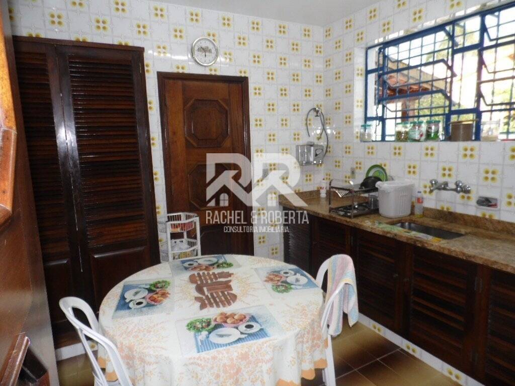 Casa à venda com 4 quartos, 350m² - Foto 12