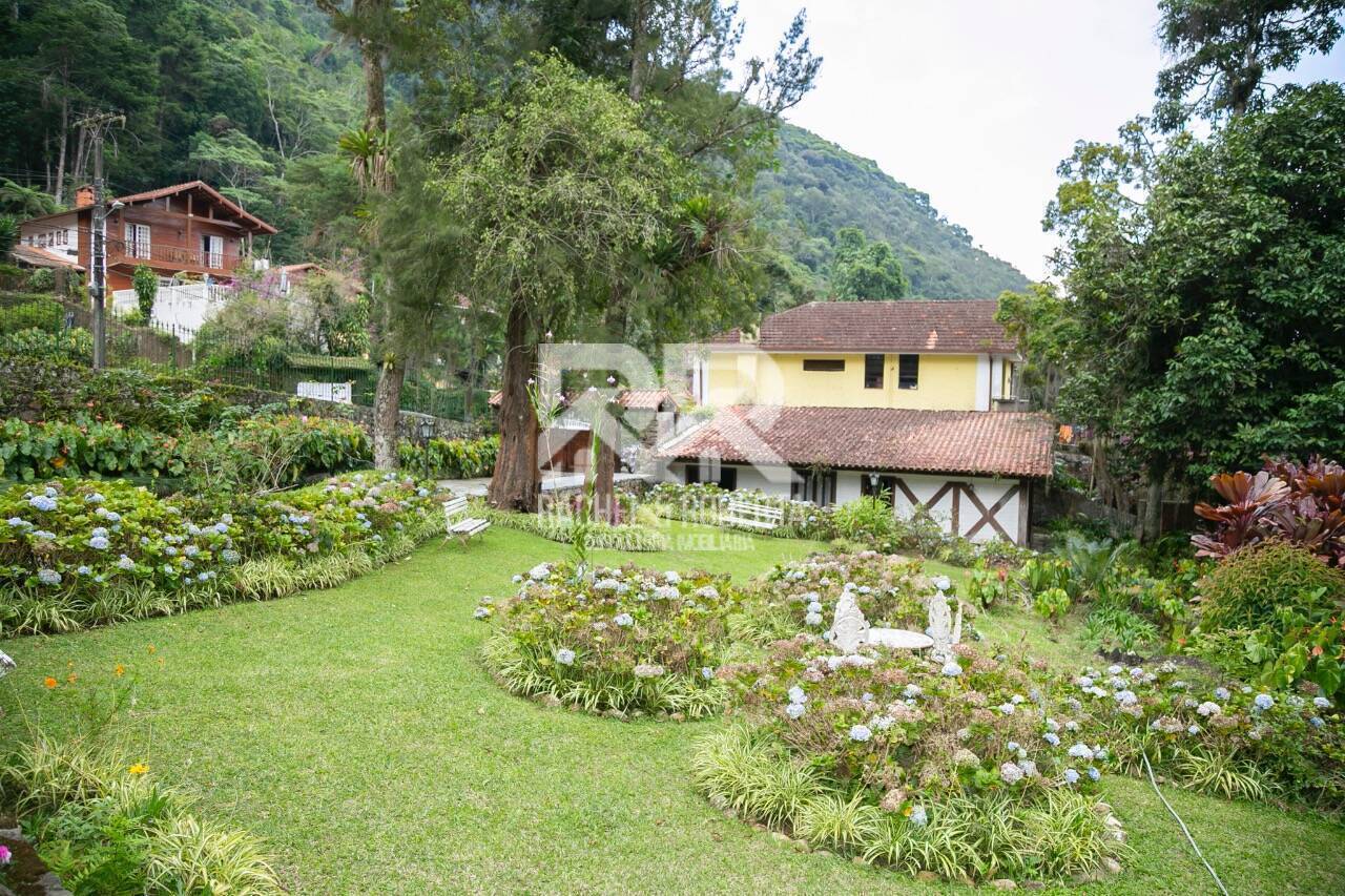 Casa à venda com 3 quartos, 200m² - Foto 19