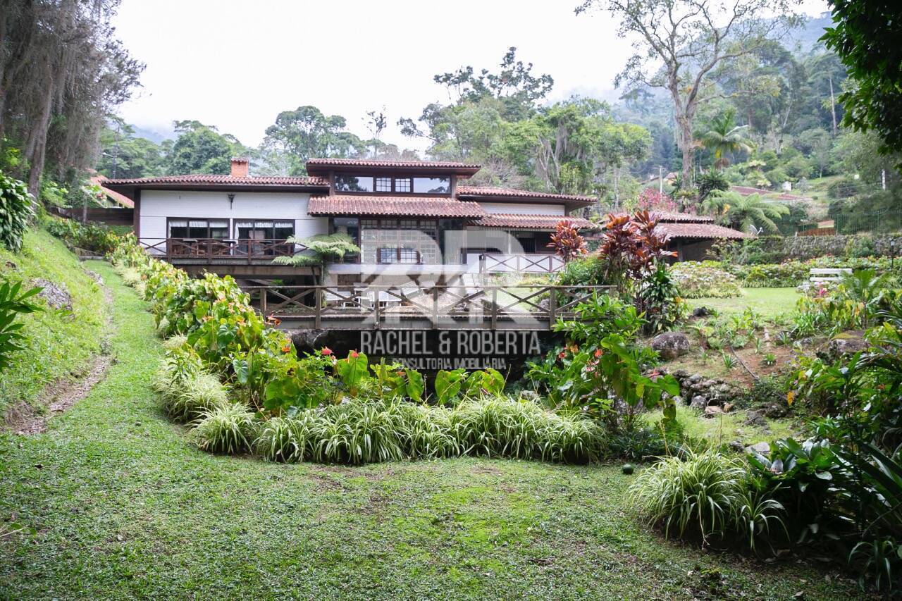 Casa à venda com 3 quartos, 200m² - Foto 24