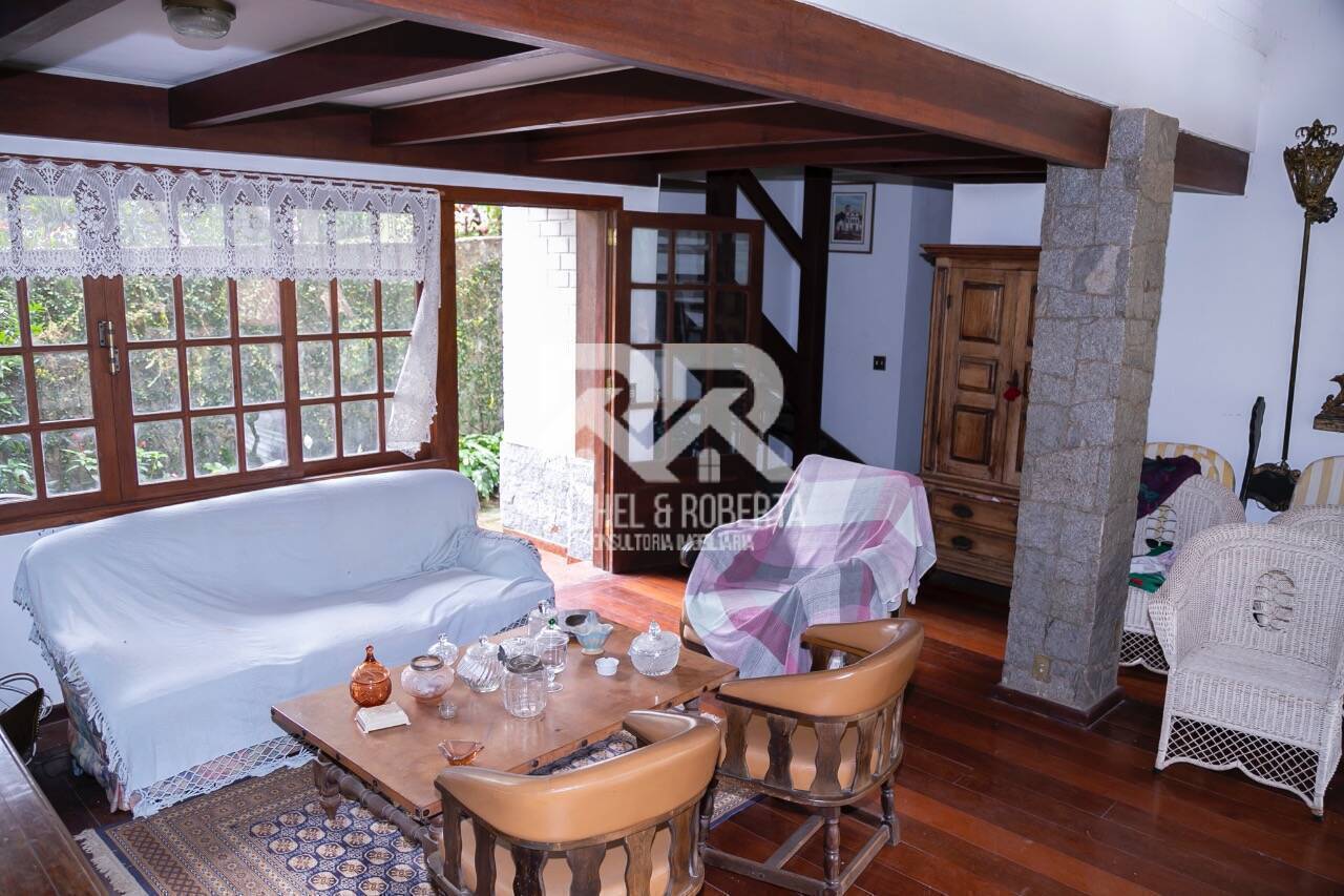 Casa à venda com 3 quartos, 200m² - Foto 29