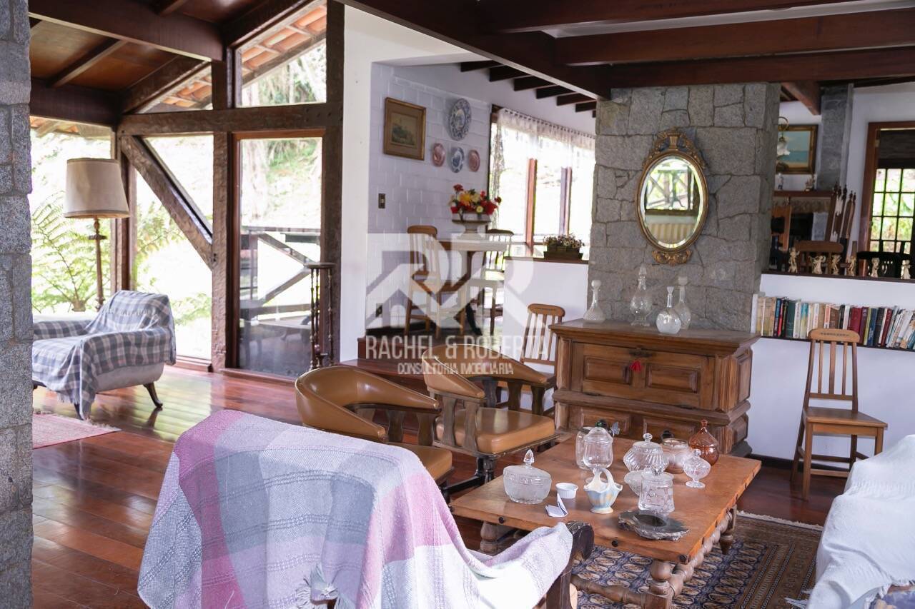 Casa à venda com 3 quartos, 200m² - Foto 3