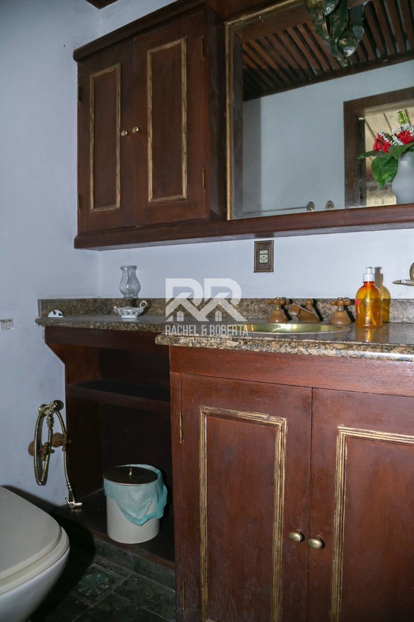 Casa à venda com 3 quartos, 200m² - Foto 35