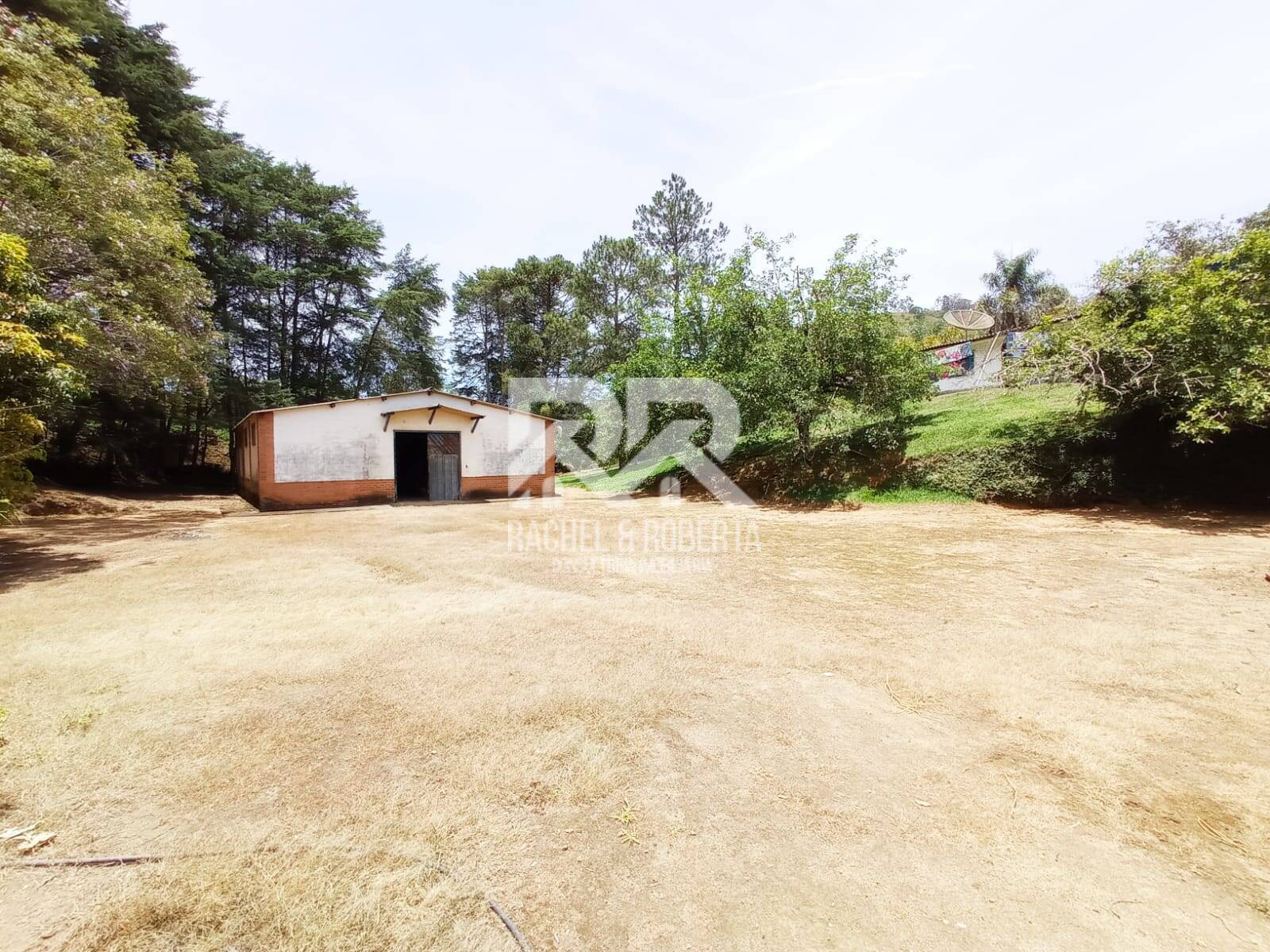 Fazenda à venda com 2 quartos, 71000m² - Foto 19