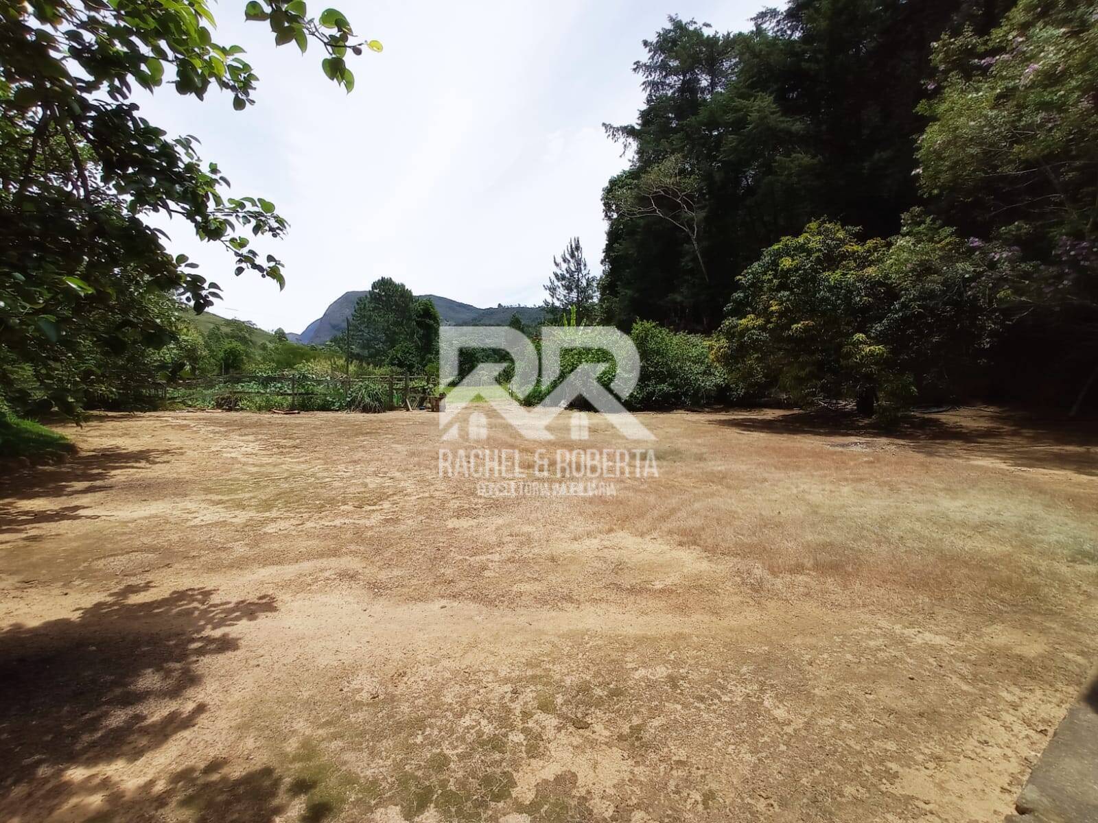 Fazenda à venda com 2 quartos, 71000m² - Foto 31