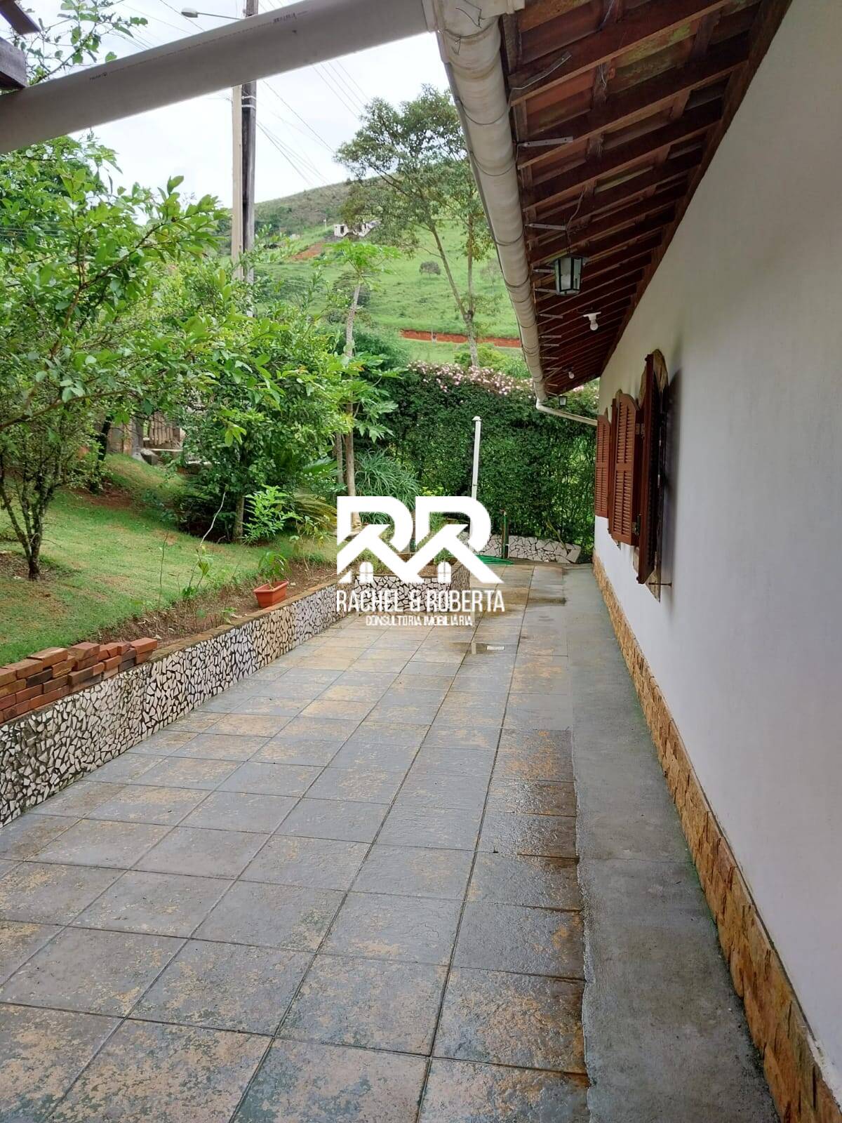 Casa de Condomínio à venda com 4 quartos, 218m² - Foto 24