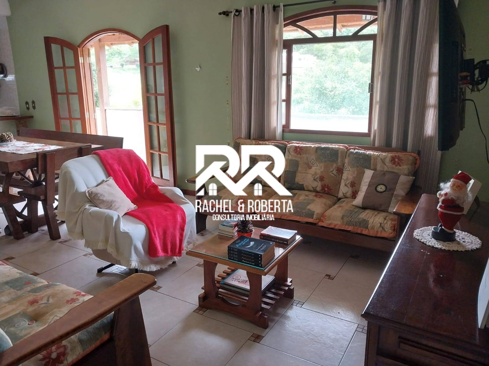 Casa de Condomínio à venda com 4 quartos, 218m² - Foto 4