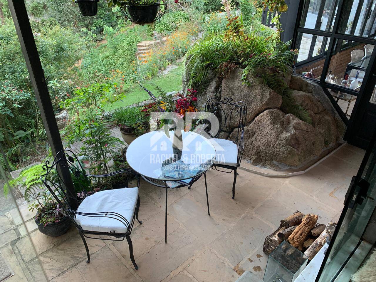 Casa à venda com 5 quartos, 300m² - Foto 29