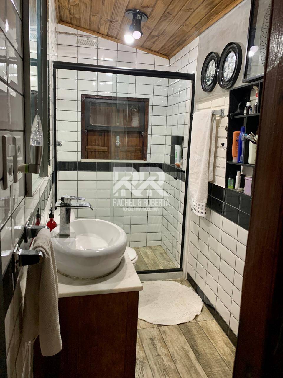 Casa à venda com 5 quartos, 300m² - Foto 24