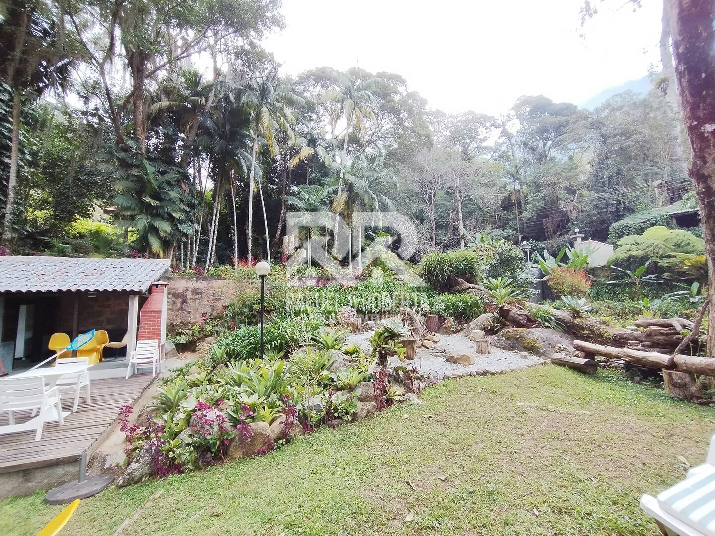 Casa à venda com 5 quartos, 300m² - Foto 41