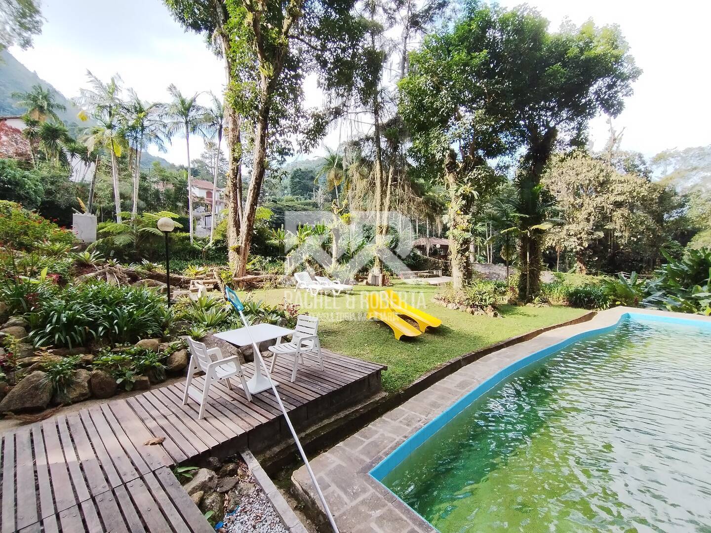 Casa à venda com 5 quartos, 300m² - Foto 43