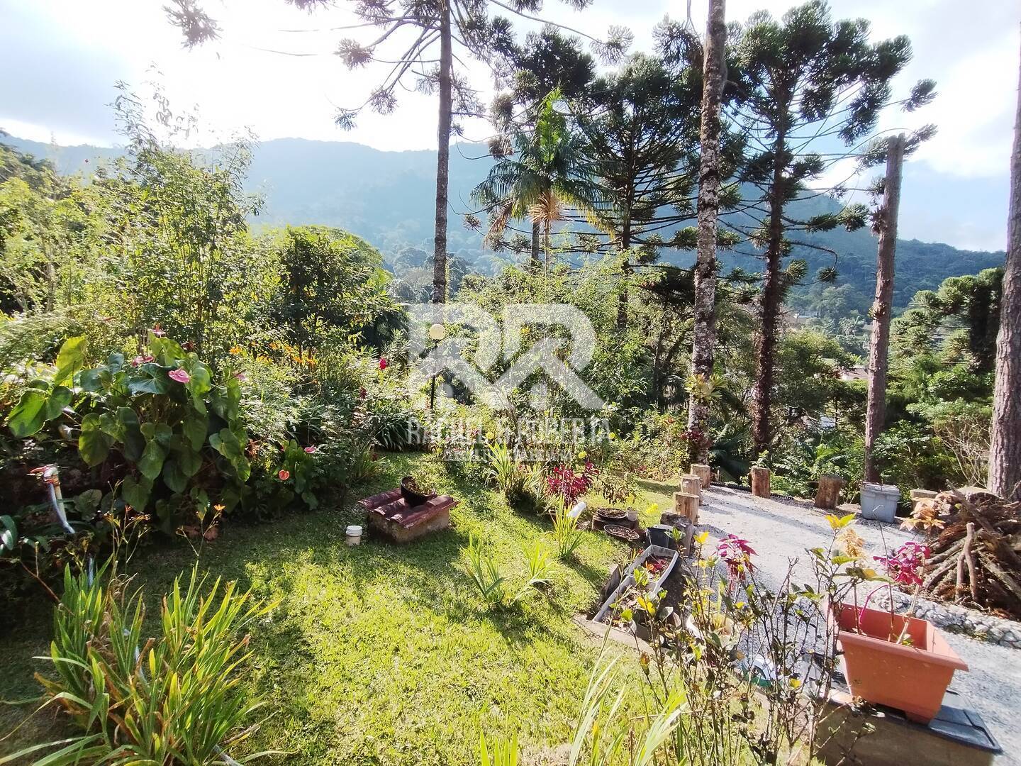 Casa à venda com 5 quartos, 300m² - Foto 60