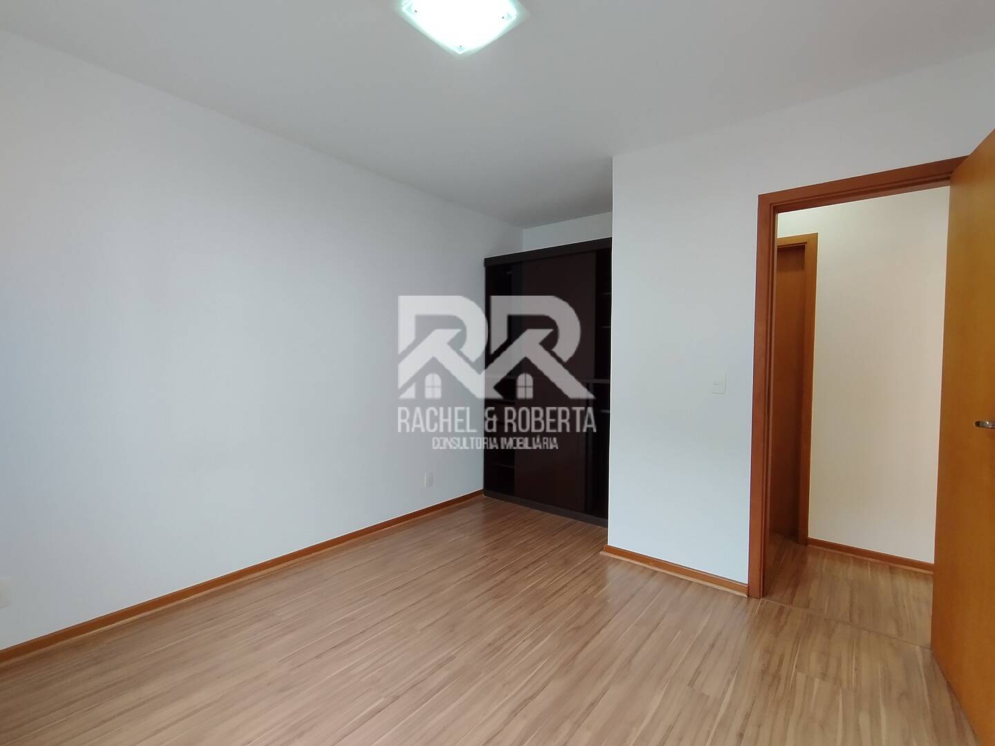Apartamento à venda com 1 quarto, 43m² - Foto 11