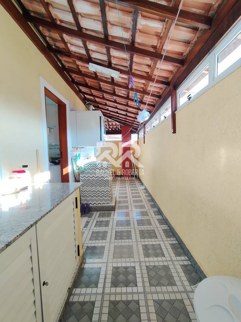 Casa de Condomínio à venda com 4 quartos, 222m² - Foto 9