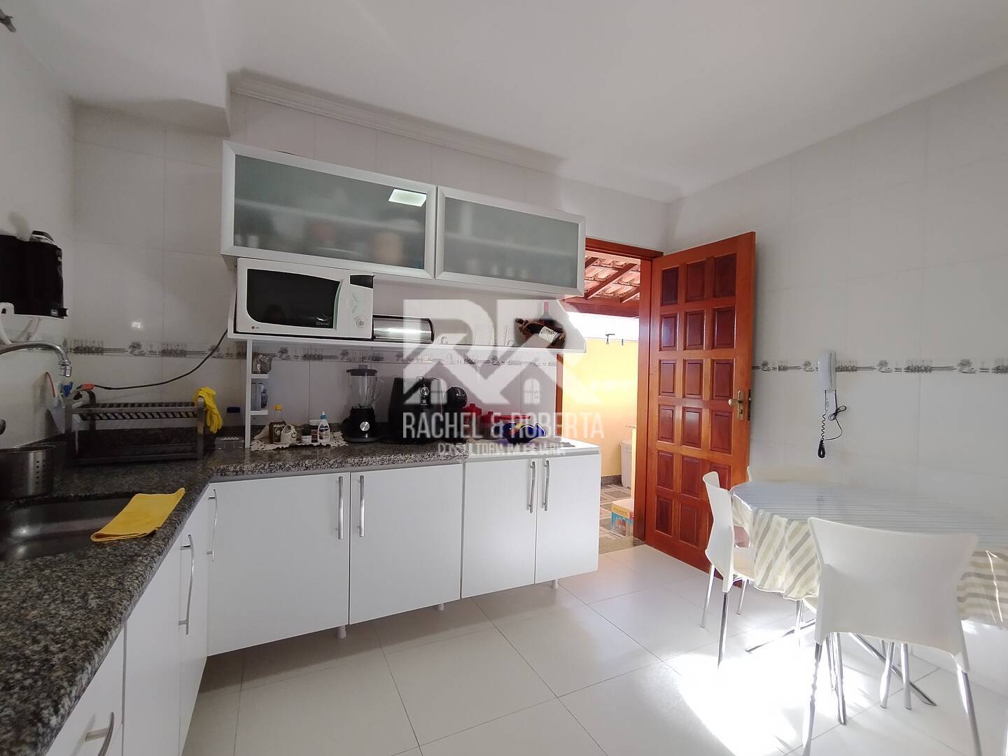 Casa de Condomínio à venda com 4 quartos, 222m² - Foto 12
