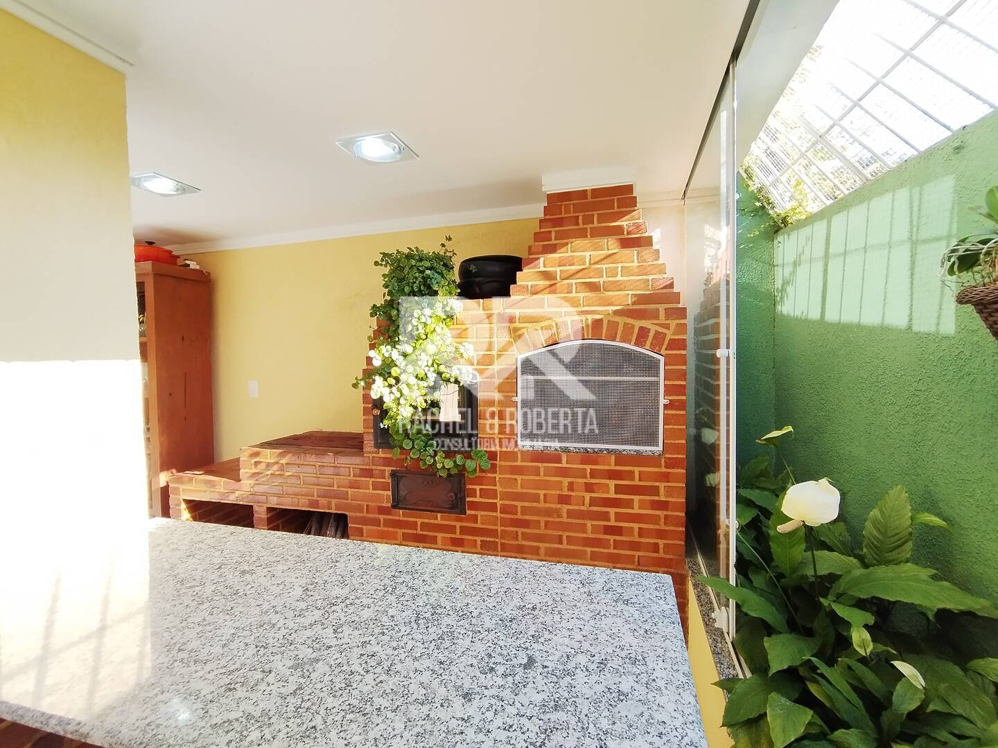 Casa de Condomínio à venda com 4 quartos, 222m² - Foto 32