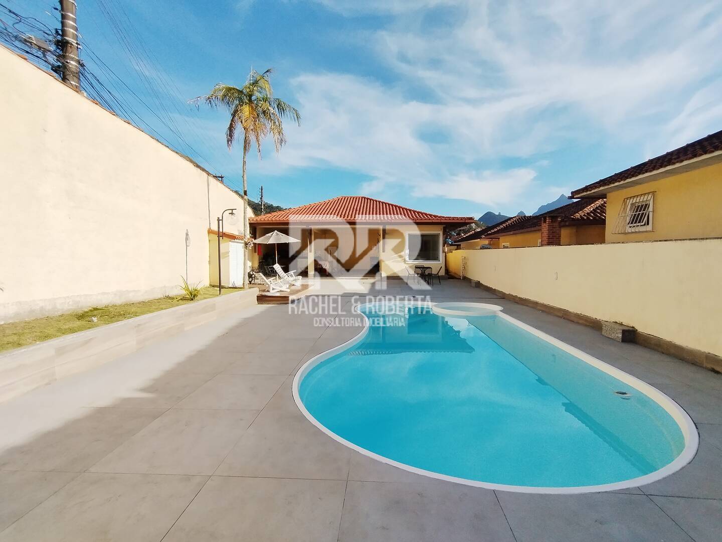 Casa de Condomínio à venda com 4 quartos, 222m² - Foto 42