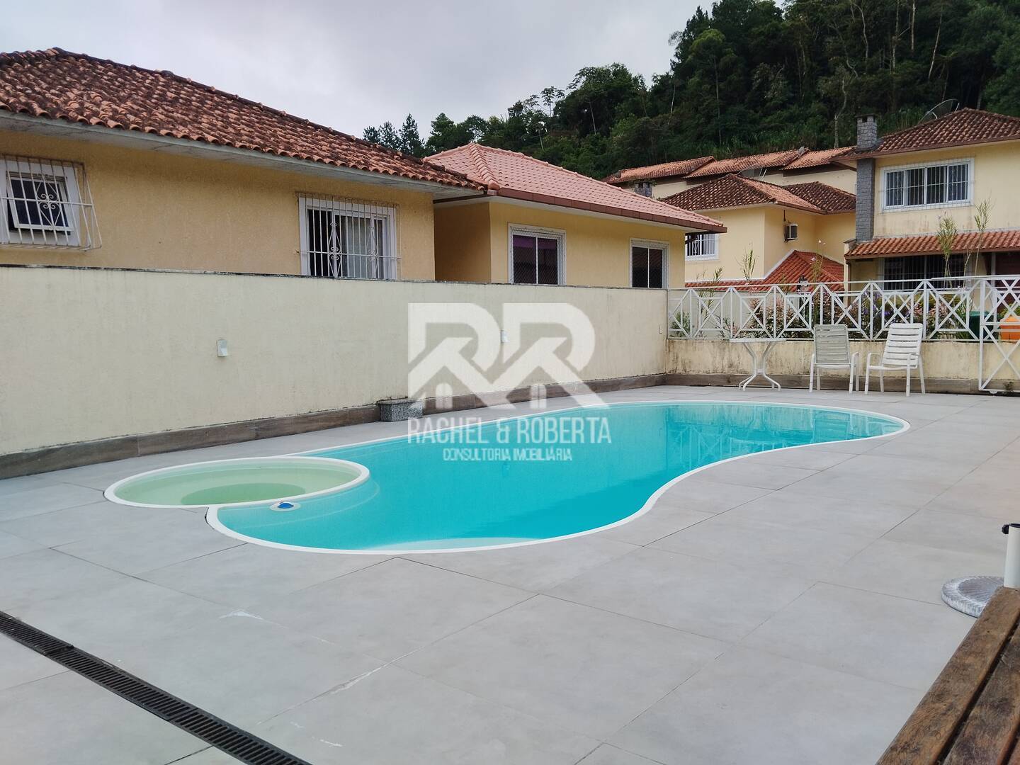 Casa de Condomínio à venda com 4 quartos, 222m² - Foto 44