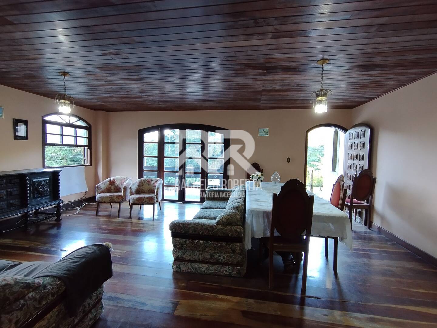 Casa de Condomínio à venda com 3 quartos, 316m² - Foto 4