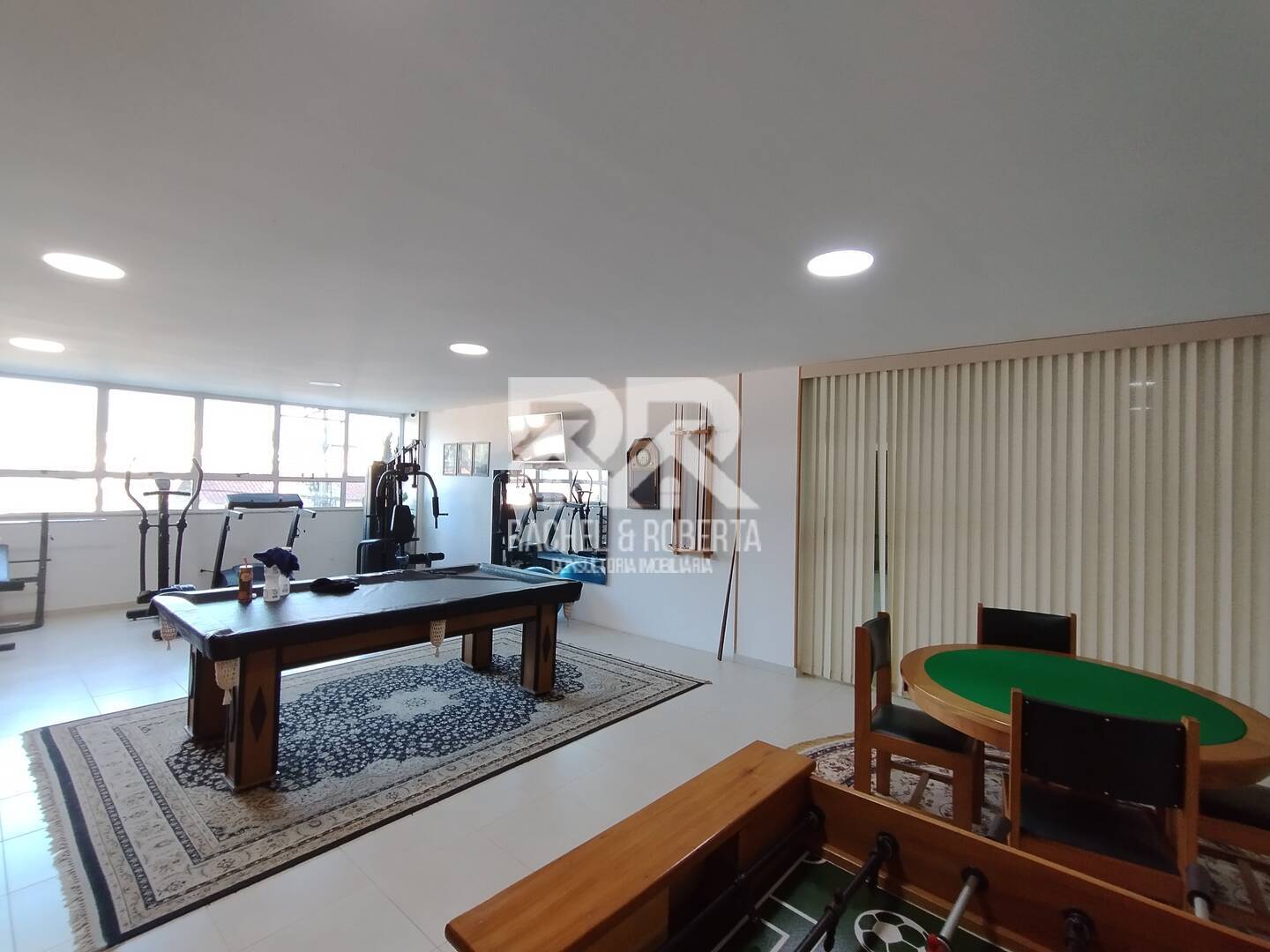 Apartamento à venda com 1 quarto, 66m² - Foto 27