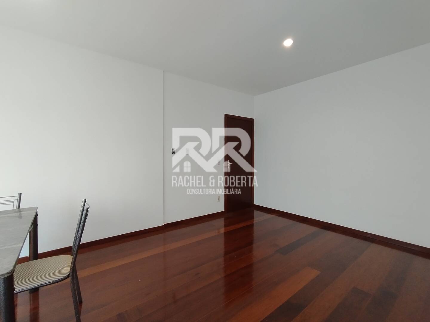 Apartamento à venda com 1 quarto, 40m² - Foto 6
