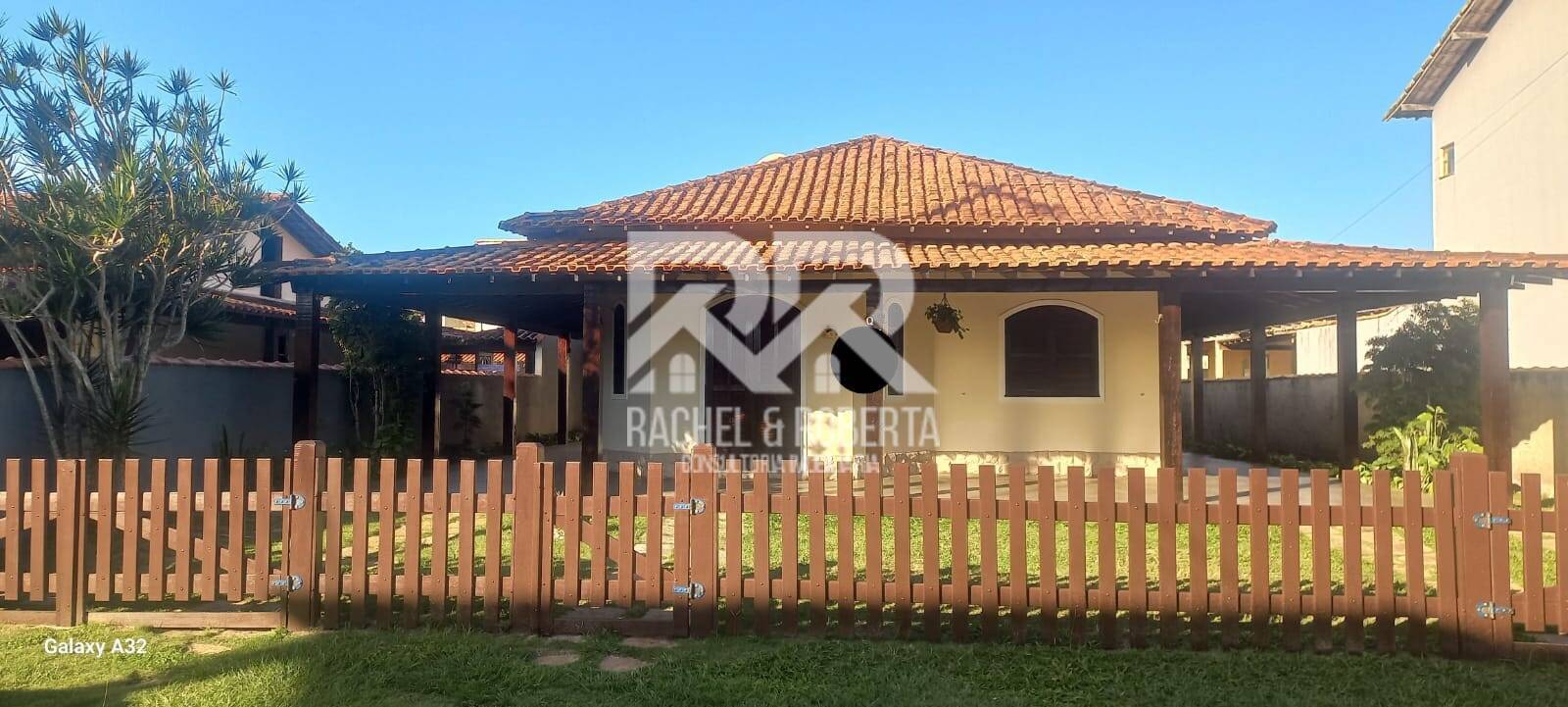 Casa, 3 quartos, 246 m² - Foto 1
