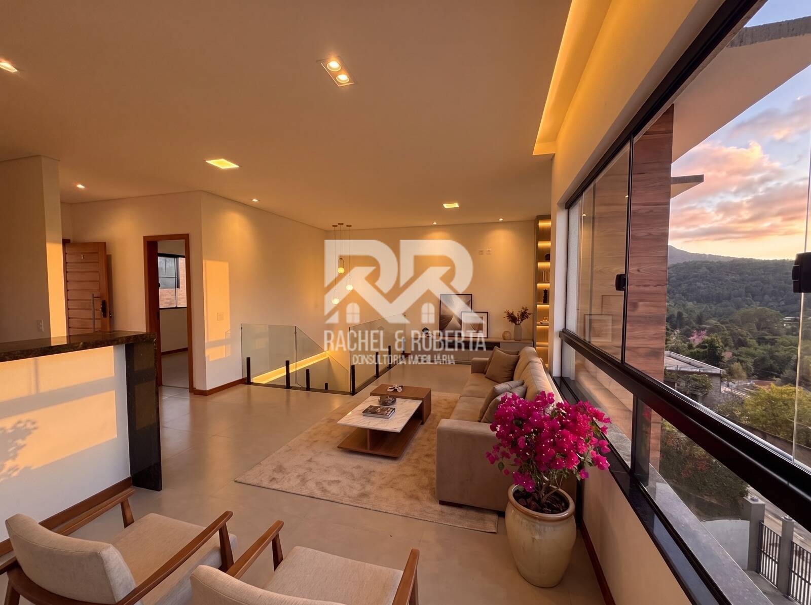 Casa em Condomínio de Luxo à Venda